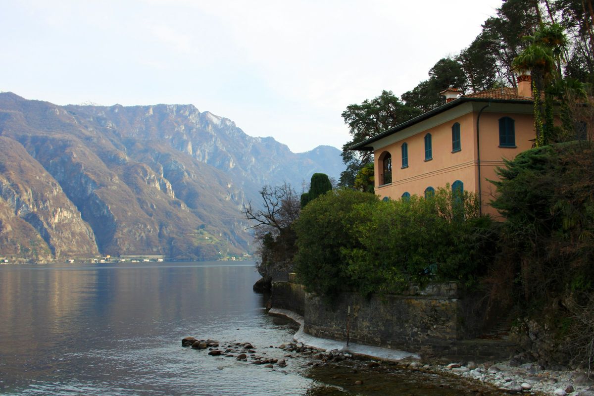 Villa am See